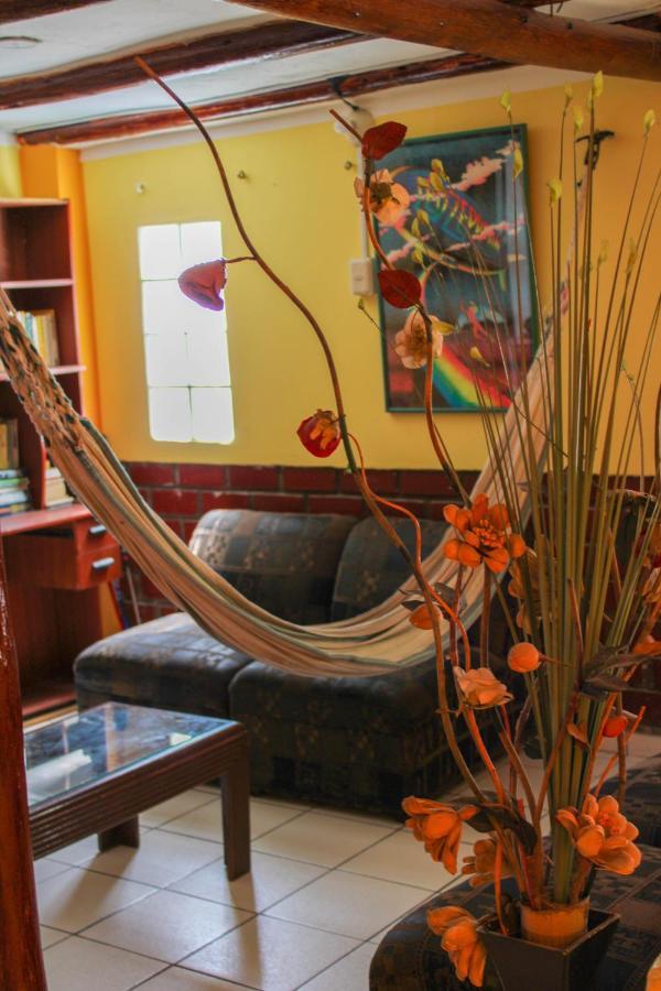 Andes Hostel Уарас Экстерьер фото
