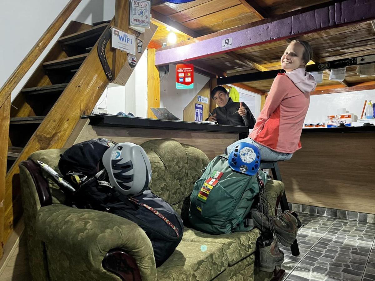 Andes Hostel Уарас Экстерьер фото