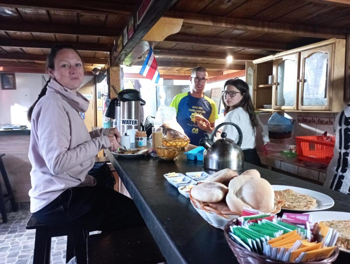 Andes Hostel Уарас Экстерьер фото