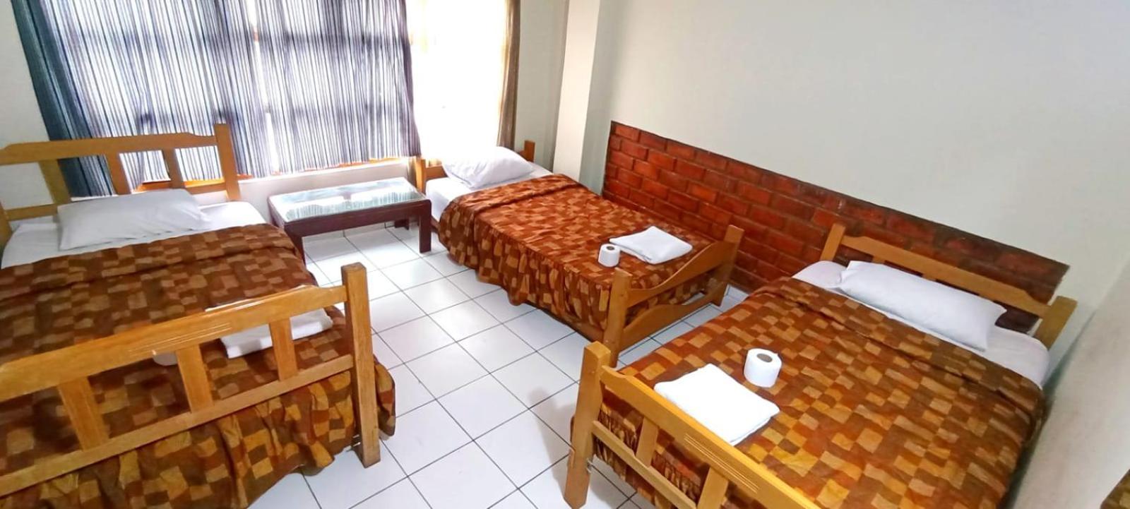 Andes Hostel Уарас Экстерьер фото